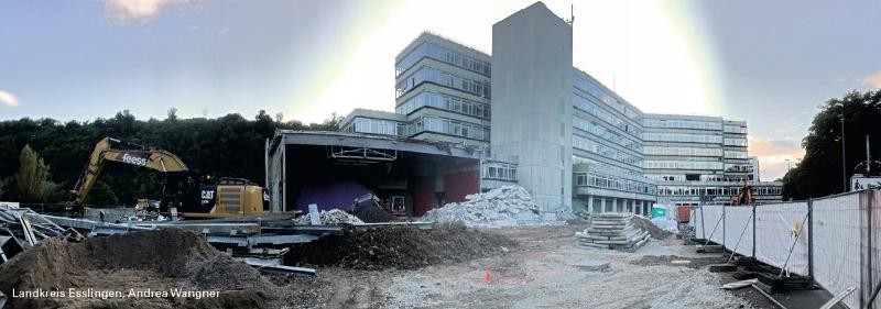 Foto vom Abriss des Altbaus des Landratsamtes Foto vom Abriss des Altbaus des Landratsamtes