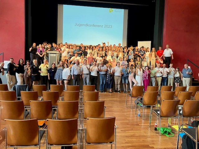 Gruppenbild der Jugendkonferenz 2023 Gruppenbild der Jugendkonferenz 2023