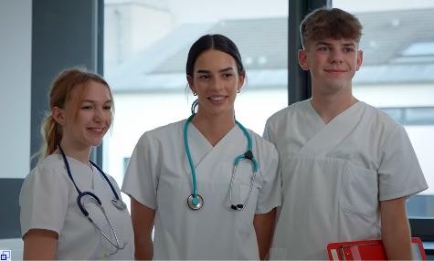Video: Ein Tag in unserer generalistischen Pflegeausbildung Video: Ein Tag in unserer generalistischen Pflegeausbildung